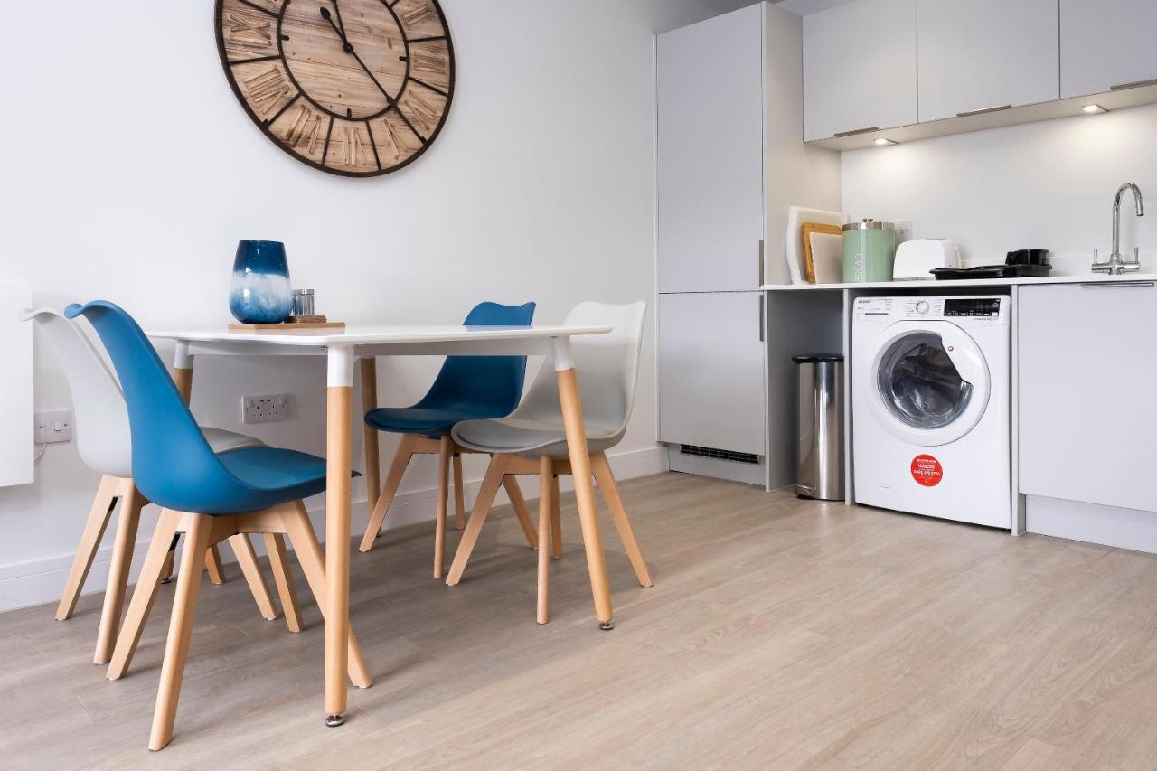 7 Putsborough - Luxury Apartment At Byron Woolacombe, Only 4 Minute Walk To Woolacombe Beach! Екстер'єр фото